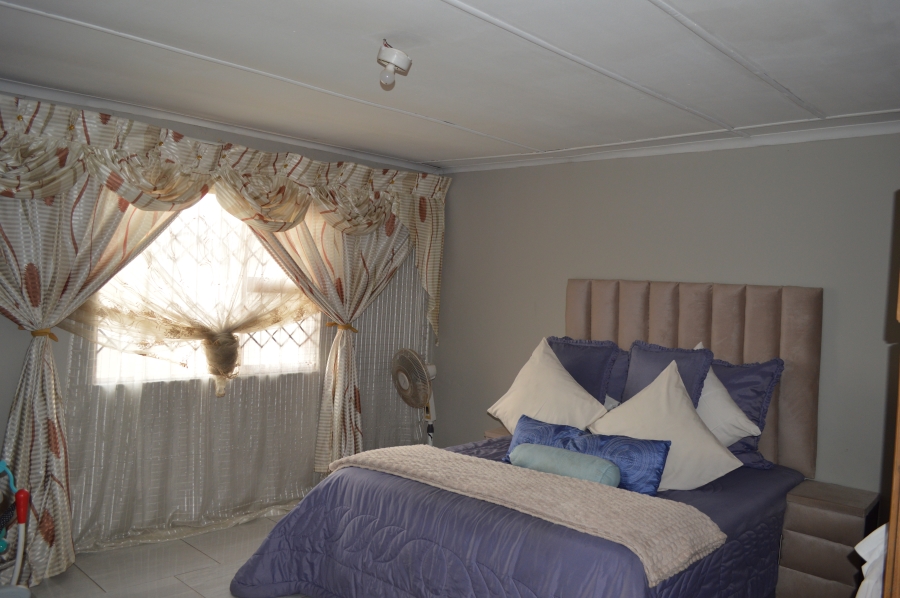 4 Bedroom Property for Sale in Aloevale Eastern Cape